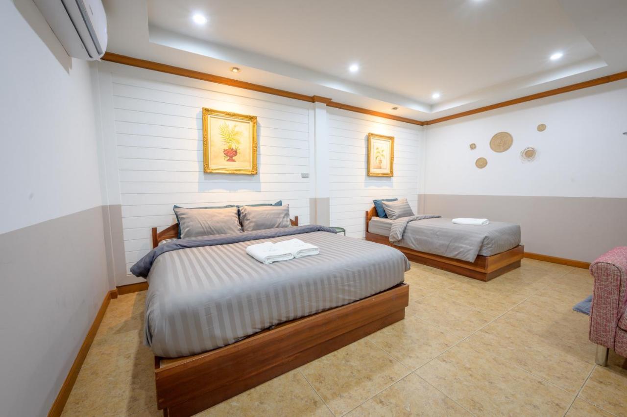 Halo Sea Koh Larn Hotel Pattaya Bagian luar foto
