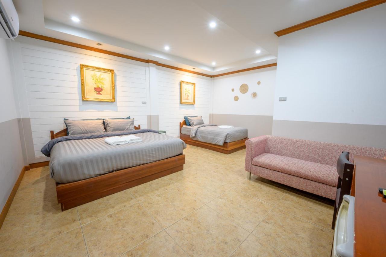 Halo Sea Koh Larn Hotel Pattaya Bagian luar foto